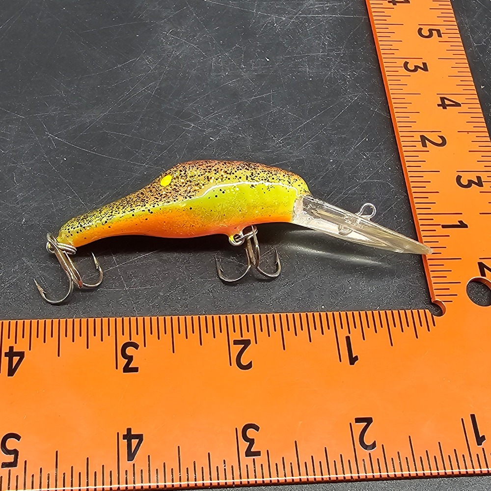 Crankbait Fishing Lure Deep Diver Orange Chartreuse Black Speckled Glitter